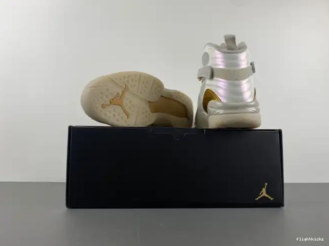 Jordan Retro 8 832821-030 Champagne 0601